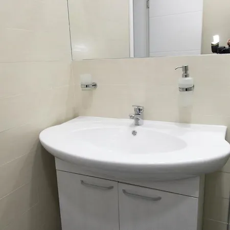 Milovanovic Lägenhetshotell 3*